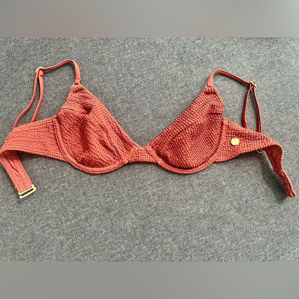 Billabong shimmer underwire bikini top